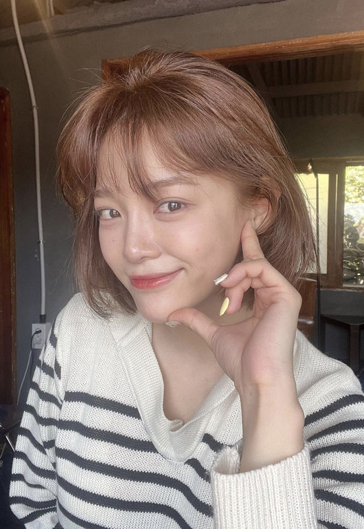김세정 SNS