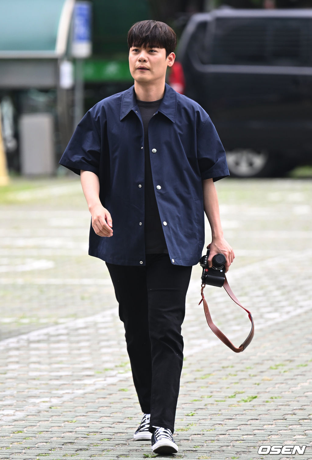 유채훈이 취재진을 향해 포즈를 취하고 있다. 2022.07.20 /ksl0919@osen.co.kr/ksl0919@osen.co.kr