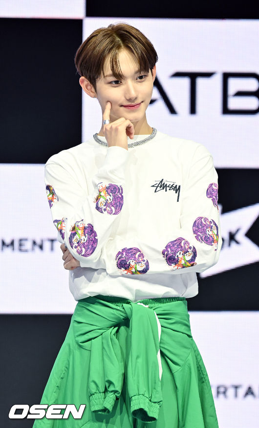 ATBO 원빈이 무대 위에서 포즈를 취하고 있다. 2022.06.22 /rumi@osen.co.kr
