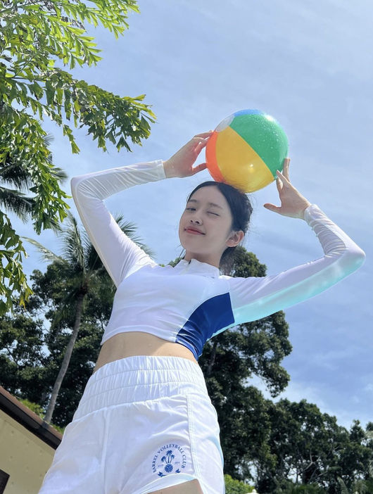 안유진 SNS