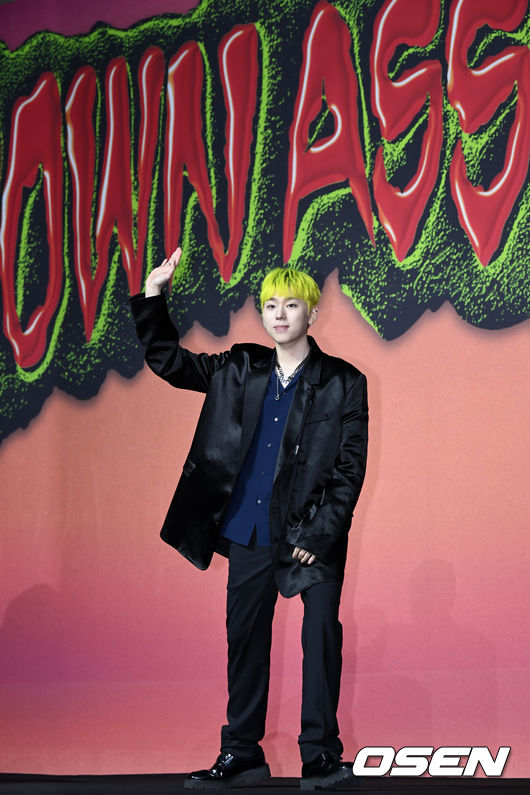 가수 지코(ZICO)의 미니 4집 ‘Grown Ass Kids' 발매 기념 기자간담회가 1일 오후 서울 강남구 그랜드 인터컨티넨탈 서울 파르나스에서 열렸다.기자간담회를 마친 지코가 퇴장하고 있다. 2022.08.01 /cej@osen.co.kr