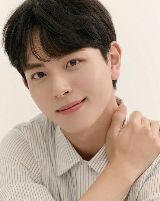 제이플로엔터테인먼트 제공