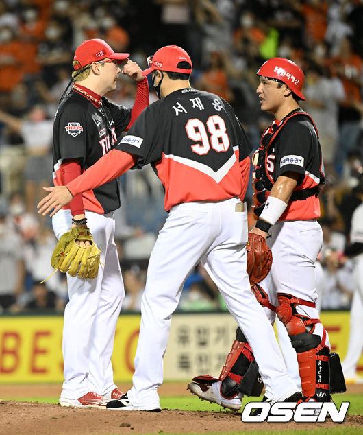 4일 오후 대전 한화생명이글스파크에서 '2022 신한은행 SOL KBO 리그' 한화 이글스와 KIA 타이거즈의 경기가 열렸다.6회말 1사 1루에서 KIA 양현종이 마운드를 내려가고 있다. 2022.08.04 /sunday@osen.co.kr