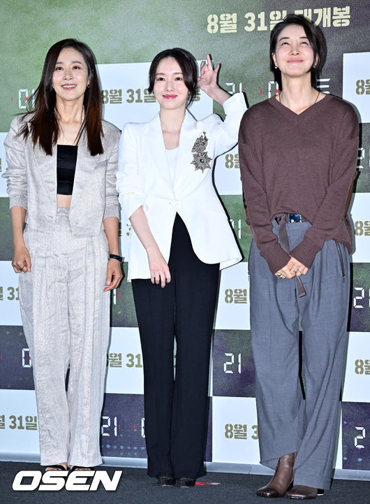 5일 오후 서울 용산구 CGV 용산아이파크몰에서 영화 '리미트' 언론배급 시사회 및 기자간담회가 열렸다.