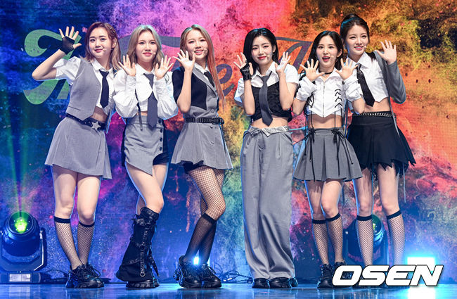 트라이비가 멋진 무대를 펼치고 있다. 2022.08.09 /  soul1014@osen.co.kr