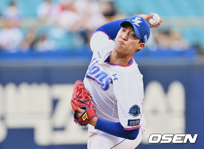 삼성 라이온즈 선발투수 원태인이 역투하고 있다. 2022.08.12 / foto0307@osen.co.kr