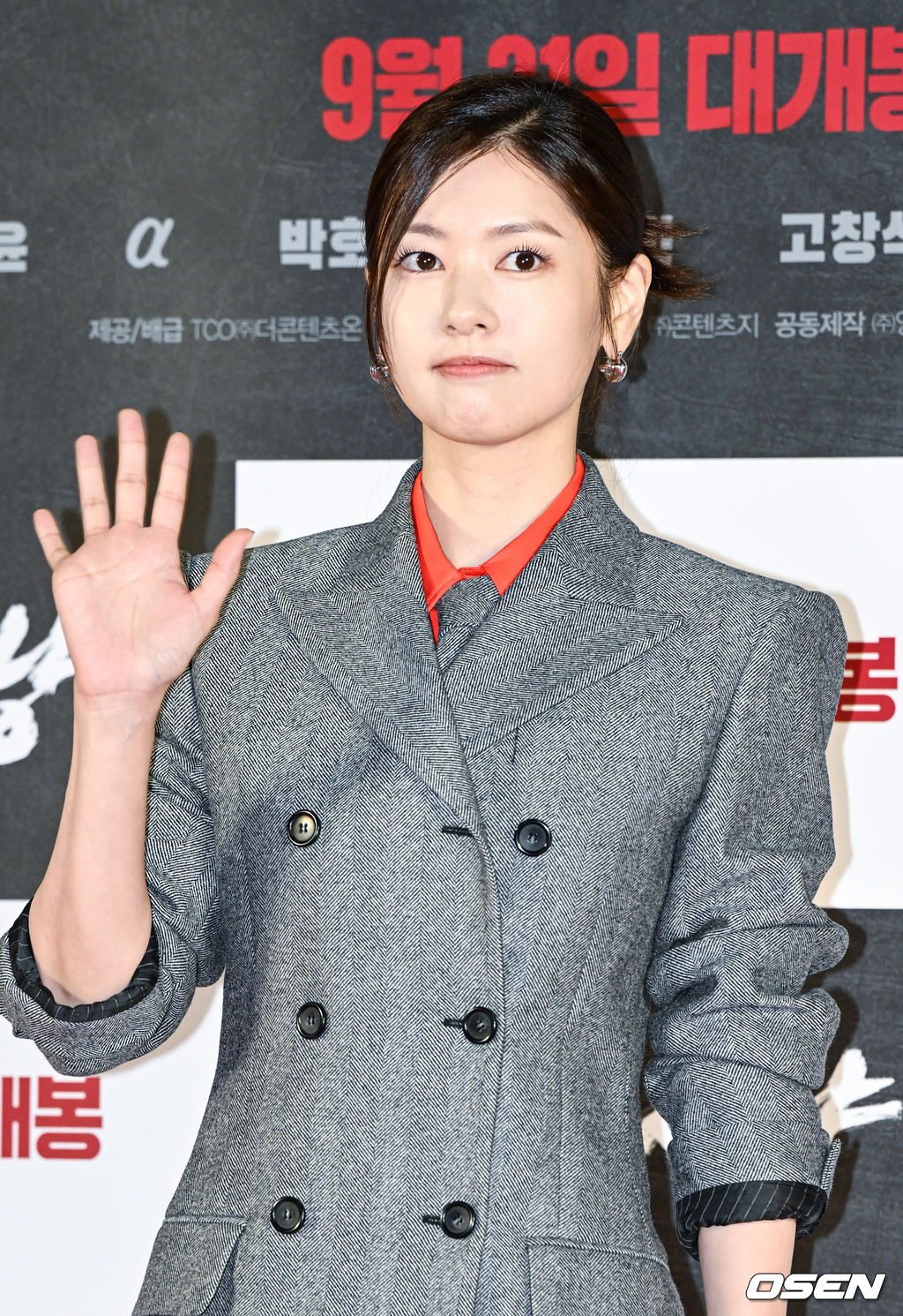 29일 오전 서울 용산아이파크몰 내 용산 CGV에서 영화 '늑대사냥'(감독 김홍선) 제작보고회가 진행됐다. '늑대사냥'은 극악무도한 범죄자들을 태평양에서 한국까지 이송해야 하는 상황 속, 지금껏 보지 못한 극한 상황에 처하게 되는 하드보일드 서바이벌 액션으로 오는 9월 21일 개봉 예정이다. 배우 정소민이 포즈를 취하고 있다. 2022.08.29 / soul1014@osen.co.kr
