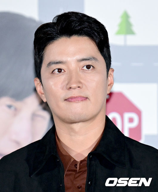 15일 오후 서울 용산구 한강대호 CGV 용산아이파크몰에서 영화 ‘컴백홈’의 언론시사회가 열렸다. 배우 인교진이 생각에 잠겨 있다. 2022.09.15 /ksl0919@osen.co.kr