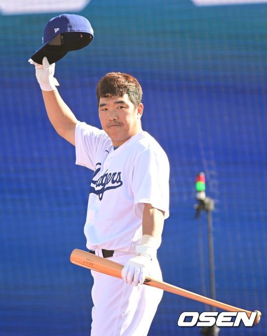 17일 오후 인천 중구 파라다이스시티 컬쳐파크에서 'FTX MLB 홈런더비 X 서울' 시카고 컵스팀과 LA 다저스팀의 예선저 경기가 열렸다.LA 정근우가 타석에 들어서고 있다. 2022.09.17 /ksl0919@osen.co.kr