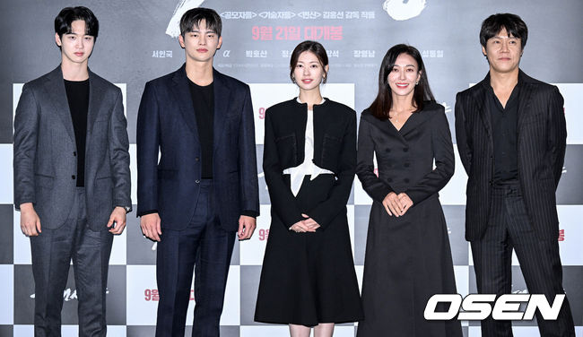 19일 오후 서울 용산구 CGV 용산아이파크몰에서 영화 ‘늑대사냥(감독 김홍선)’ 언론배급 시사회 및 기자간담회 열렸다.