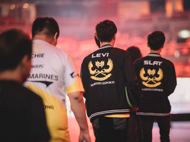 라이엇 게임즈 플리커.