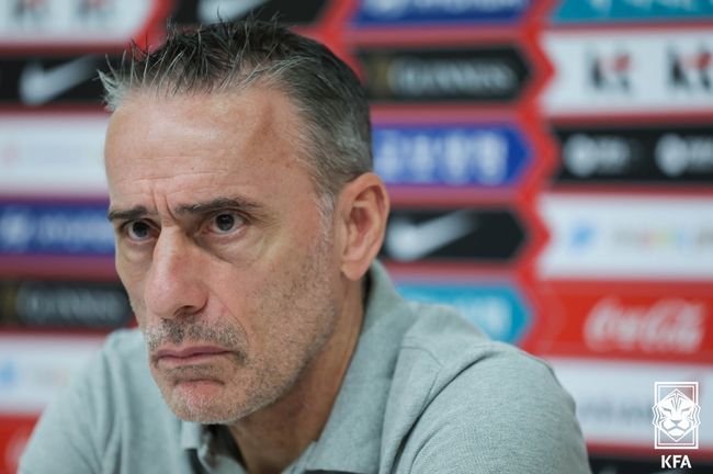 [사진] 파울루 벤투 감독 / 대한축구협회.