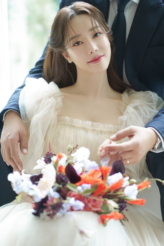 이미지나인컴즈 제공