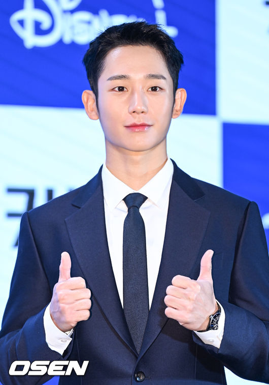7일 오전 부산 해운대 그랜드 조선호텔 부산에서 영화 '커넥트' 기자간담회가 진행됐다. 미이케 타카시 감독, 배우 정해인, 고경표, 김혜준 등이 참석했다.