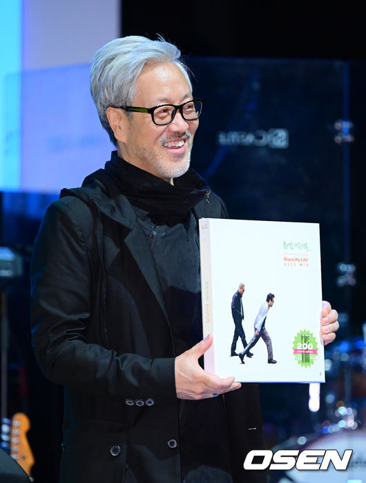 김종진이 포토타임을 하고 있다. 2022.10.14 /jpnews@osen.co.kr