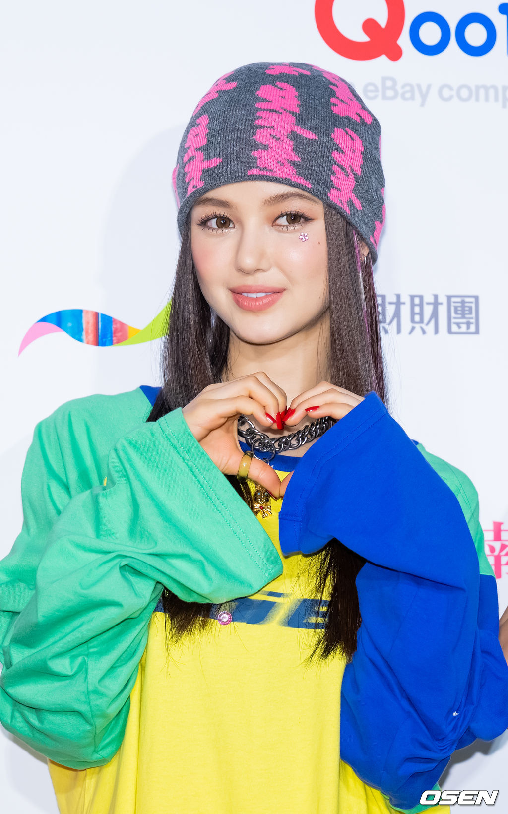 15일 오후 일본 도쿄 아리아케 아레나(TOKYO ARIAKE ARENA)에서 '케이콘 2022 - 재팬 (KCON 2022 - JAPAN)' 2일차 포토월 행사가 진행됐다. 그룹 뉴진스(NewJeans) 다니엘이 포토월에서 포즈를 취하고 있다. 2022.10.15 /rumi@osen.co.kr