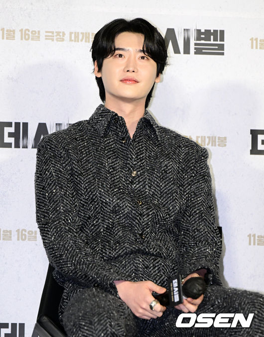 배우 이종석이 간담회를 하며 미소짓고 있다. 2022.10.21 /jpnews@osen.co.kr