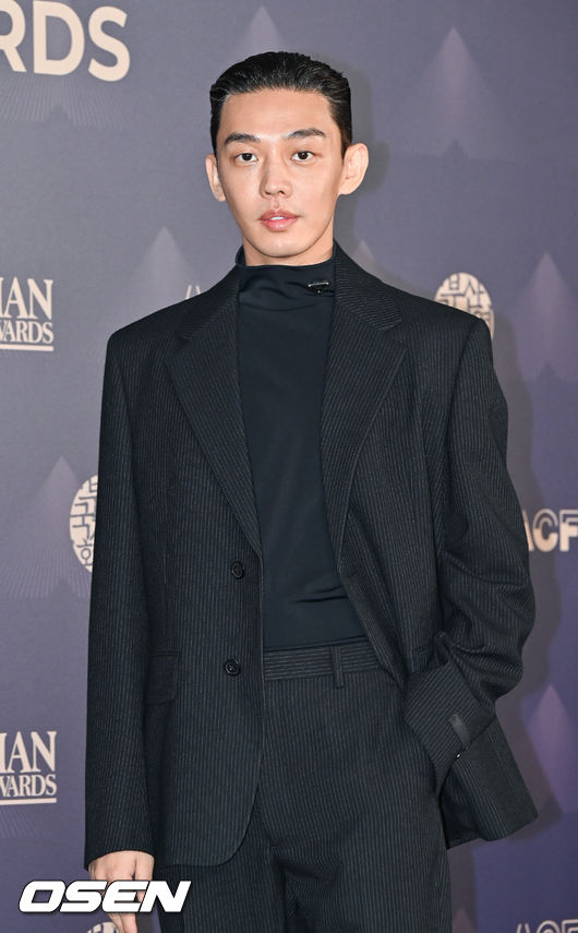 유아인이 포즈를 취하고 있다. 2021.10.08 / soul1014@osen.co.kr