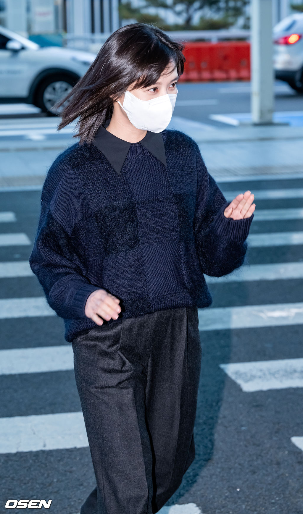 박은빈이 출국장으로 이동하고 있다. 2022.11.04 / rumi@osen.co.kr