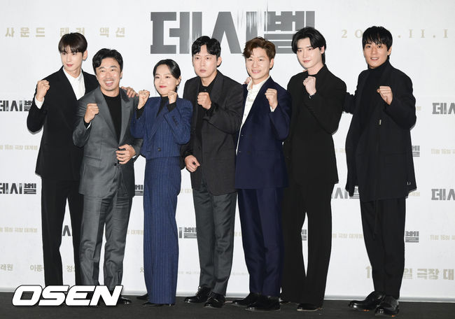 출연배우들이 포즈를 취하고 있다.  2022.11.07  / soul1014@osen.co.kr