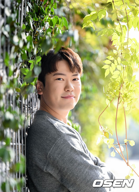 MBC 드라마 ‘금수저’에서 이동경 역을 연기한 배우 김은수가 8일 오후 서울 마포구 합정동에 위치한 OSEN 사옥에서 인터뷰에 앞서 포즈를 취하고 있다. 2022.11.08 /cej@osen.co.kr