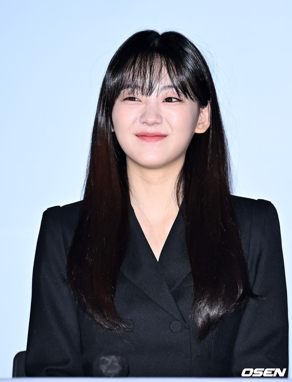 8일 오후 서울 용산구 CGV용산아이파크몰에서 영화 '동감' 언론배급시사회가 열렸다.이 자리에는 서은영 감독과 배우 여진구, 조이현, 김혜윤, 나인우, 배인혁이 참석했다.조이현이 기자회견중 미소짓고 있다. 2022.11.08 / rumi@osen.co.kr