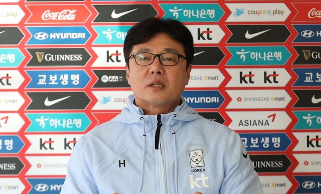 [사진] 황선홍 감독 / 대한축구협회.