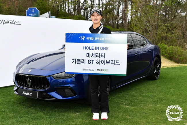 2022 KLPGA투어 홀인원 기록자 김재희.