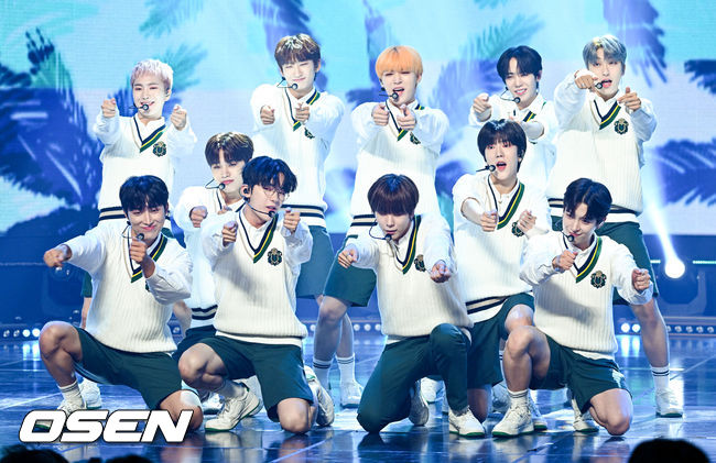 그룹 드리핀이 멋진 무대를 펼치고 있다. 2022.07.06 / soul1014@osen.co.kr