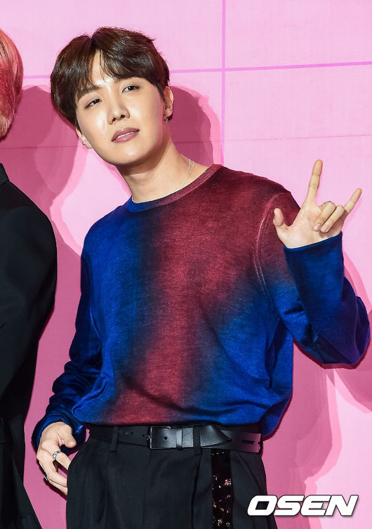 방탄소년단 제이홉이 포즈를 취하고 있다. / soul1014@osen.co.kr