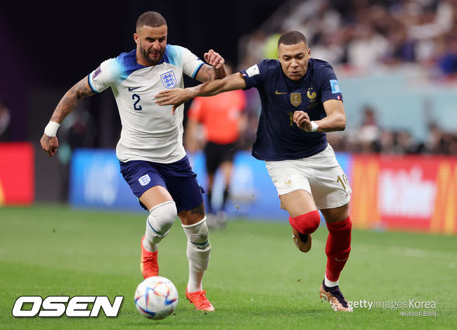 [사진] 카일 워커(왼쪽)와 킬리안 음바페 / ⓒGettyimages(무단전재 및 재배포 금지)