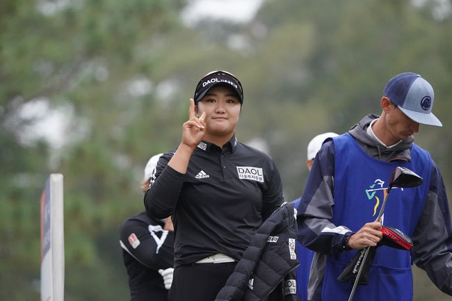 Q-시리즈 8라운드를 펼치고 있는 유해란. 표정에서 여유가 묻어난다. /Epson Tour 제공. 