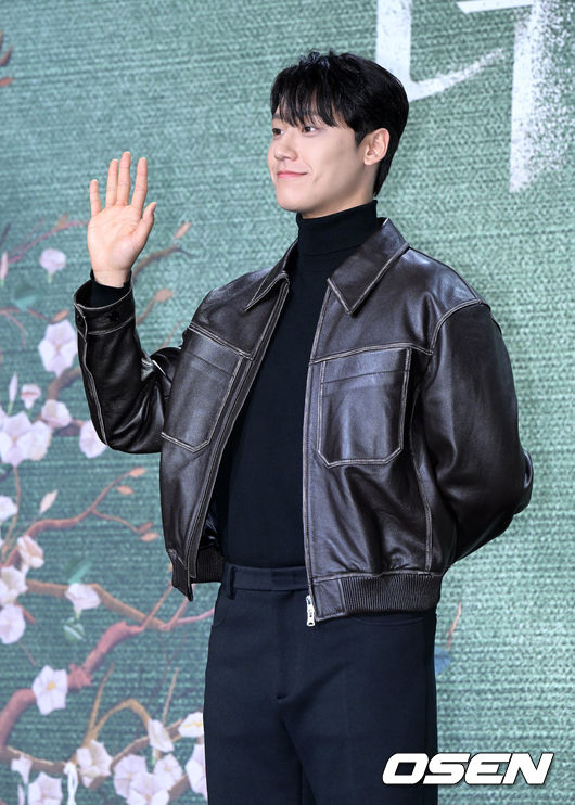20일 오후 서울 JW 메리어트 동대문 스퀘어에서 넷플릭스 시리즈 '더 글로리' 제작발표회가 열렸다.
