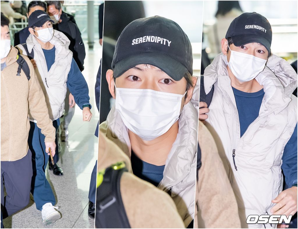 배우 송중기가 5일 오전 '제37회 골든디스크어워즈’에 참석하기 위해 인천국제공항을 통해 태국 방콕으로 출국했다.배우 송중기가 출국장으로 이동하고 있다. 2023.01.05 /rumi@osen.co.kr