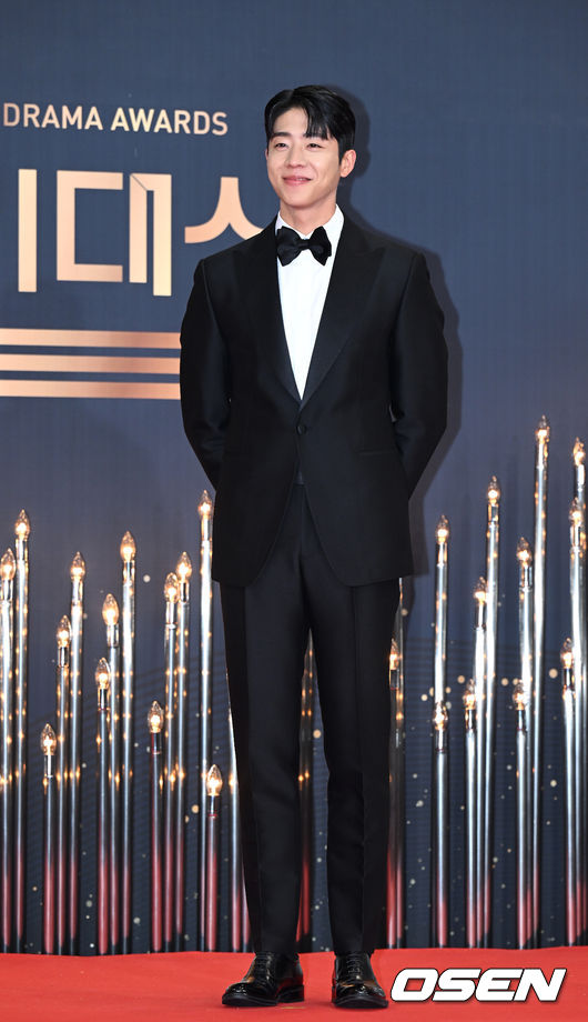 31일 오후 서울 여의도 KBS 신관공개홀에서 2022 KBS 연기대상 레드카펫 행사가 진행됐다.배우 채종협이 레드카펫을 밟고 있다. 2022.12.31 /sunday@osen.co.kr