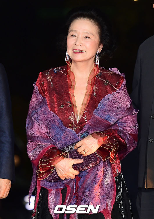 최우수작품상, 감독상, 남우주연상, 여우주연상, 남우조연상, 여우조연상, 신인남우상, 신인여우상, 촬영상, 조명상 등 총 17개의 경쟁 부문과 기획상의 수상작(자)은 오늘 오후 7시 40분에 KBS 2TV를 통해 확인할 수 있다. /ouxou@osen.co.kr