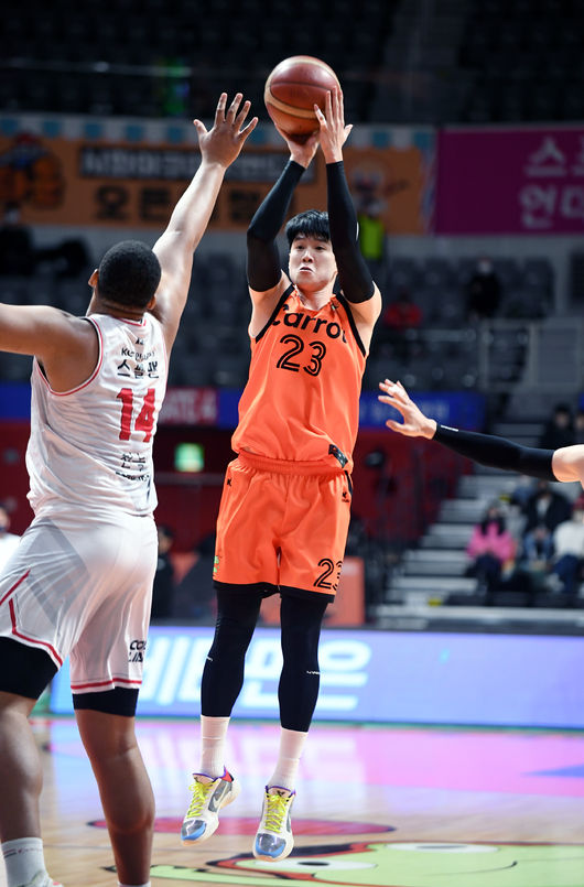 [사진] 고양 캐롯 전성현 / KBL 제공.