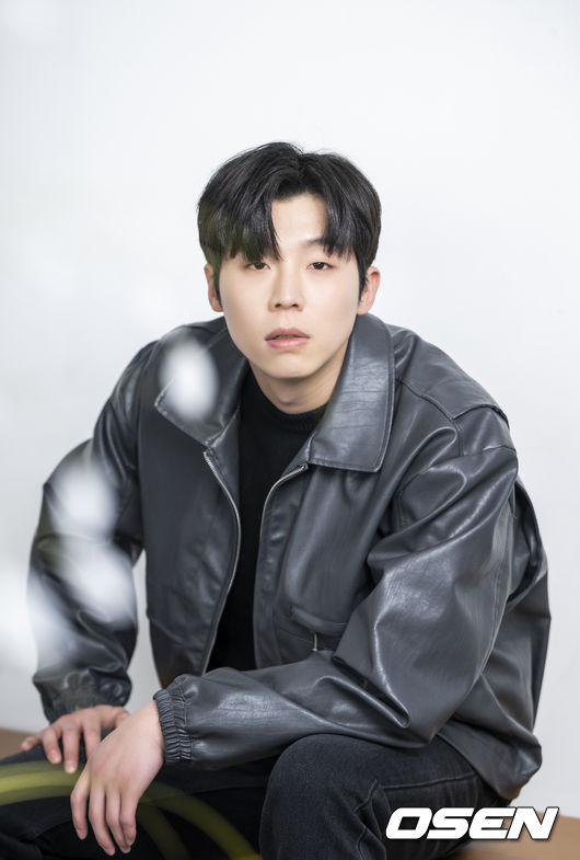 송덕호가 인터뷰를 앞두고 포즈를 취하고 있다. 2022.12.23 / dreamer@osen.co.kr
