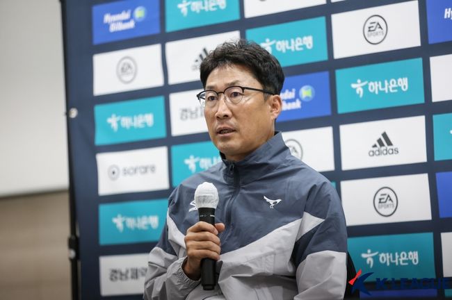 [사진] 이기형 감독 / 한국프로축구연맹.