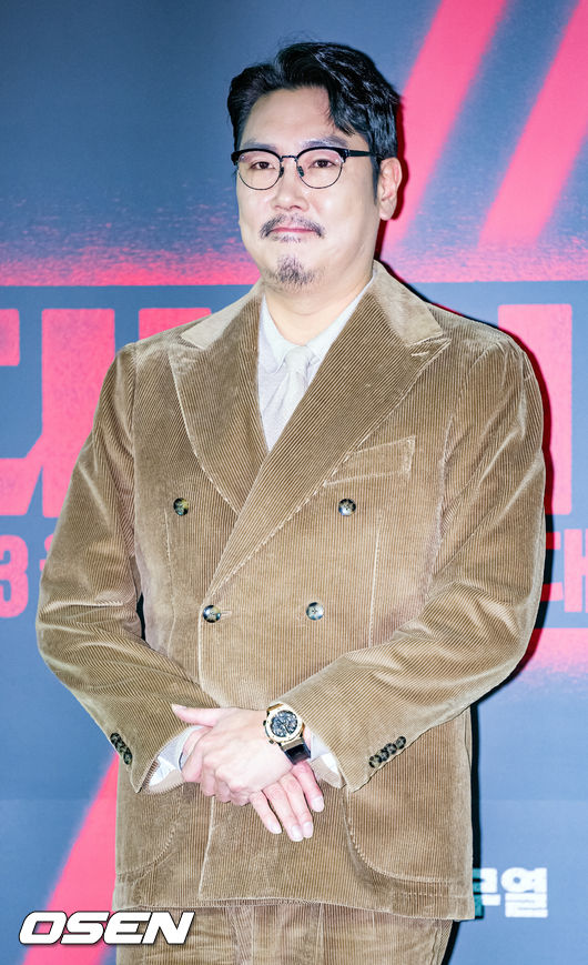 배우 조진웅이 포즈를 취하고 있다.  2023.02.02 / rumi@osen.co.kr