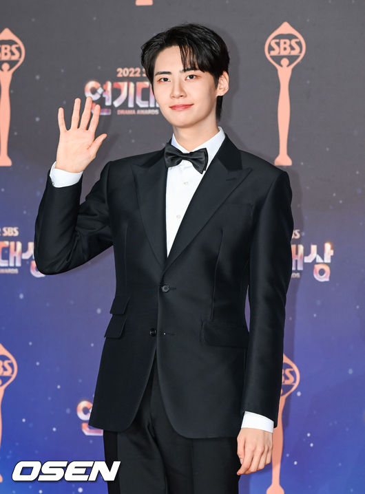 배우 이진혁이 포즈를 취하고 있다.  2022.12.31 / soul1014@osen.co.kr