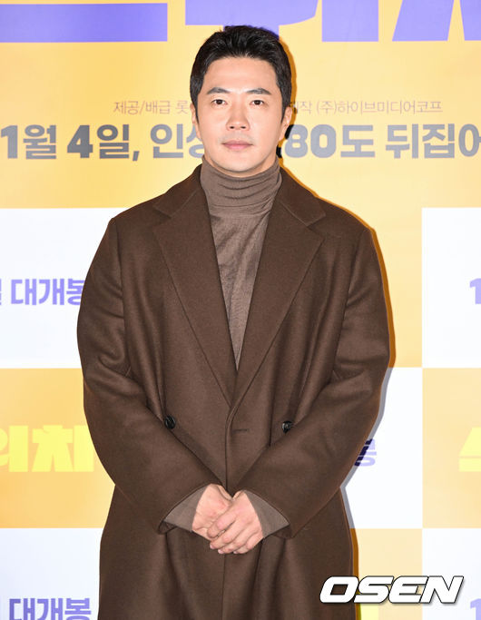 19일 서울 광진구 롯데시네마 건대입구에서 영화 '스위치(감독 마대윤)’ 언론배급시사회가 열렸다.배우 권상우가 포즈를 취하고 있다. 2022.12.19 /cej@osen.co.kr