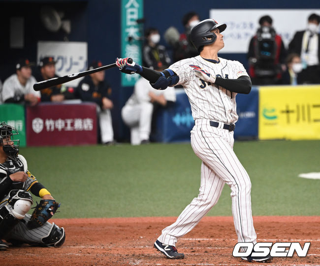 6일 오사카 교세라돔에서 2023 WBC(월드베이스볼클래식) 에 참가한 일본 대표팀이 한신 타이거즈와 연습경기를 가졌다.