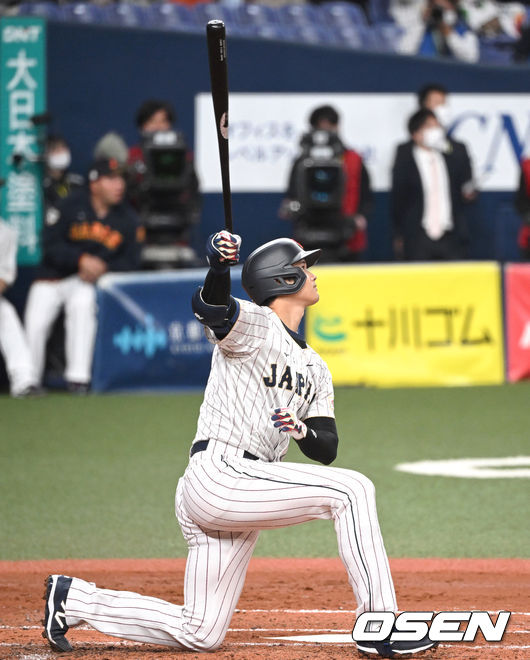 6일 오사카 교세라돔에서 2023 WBC(월드베이스볼클래식) 에 참가한 일본 대표팀이 한신 타이거즈와 연습경기를 가졌다.