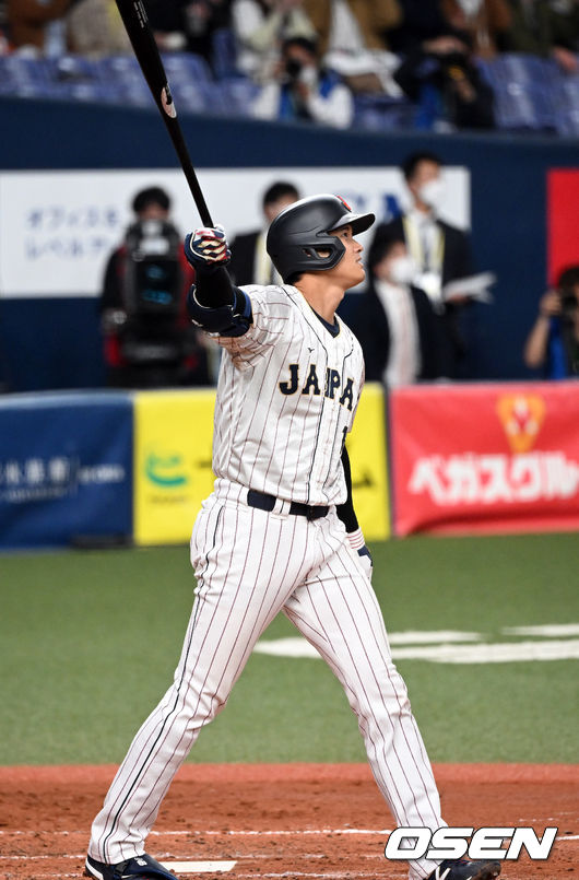 6일 오사카 교세라돔에서 2023 WBC(월드베이스볼클래식) 에 참가한 일본 대표팀이 한신 타이거즈와 연습경기를 가졌다.