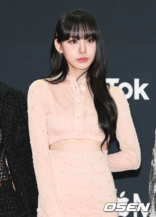 11일 오후 경기도 파주시 CJ ENM 스튜디오 센터에서 2021 엠넷 아시안 뮤직 어워즈(2021 Mnet ASIAN MUSIC AWARDS, MAMA) 시상식이 진행됐다.<br /><br />시상식 앞서 진행된 레드카펫 행사에서 스우파 노제가 포즈를 취하고 있다. 2021.12.11 / soul1014@osen.co.kr<br />