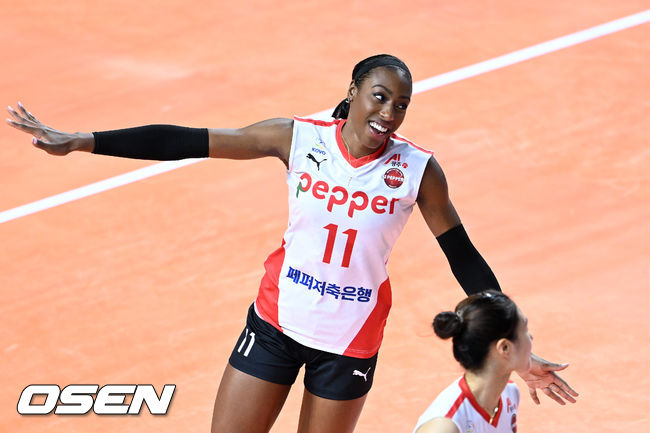 페퍼저축은행 니아 리드 / OSEN DB