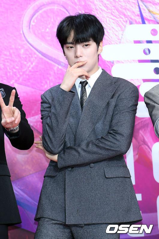 그룹 몬스타엑스(MONSTA X) 민혁이 포즈를 취하고 있다. /cej@osen.co.kr