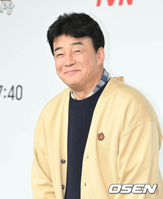 tvN 새 예능프로그램 '장사천재 백종원' 제작 발표회가 29일 오전 서울 마포구 도화동 서울가든호텔에서 열렸다.방송인 백종원이 포즈를 취하고 있다. 2023.03.29 /cej@osen.co.kr