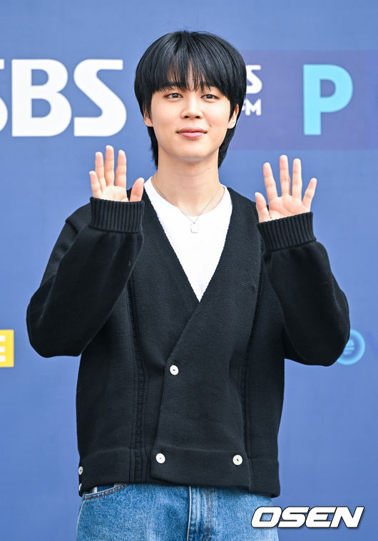 BTS 지민이 라디오 방송 출연에 앞서 포즈를 취하고 있다.2023.03.31 / soul1014@osen.co.kr